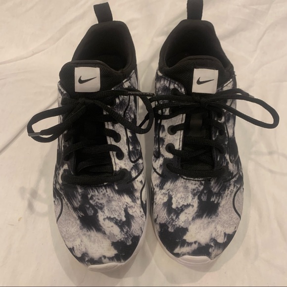 Nike running sneakers - Picture 3 of 6